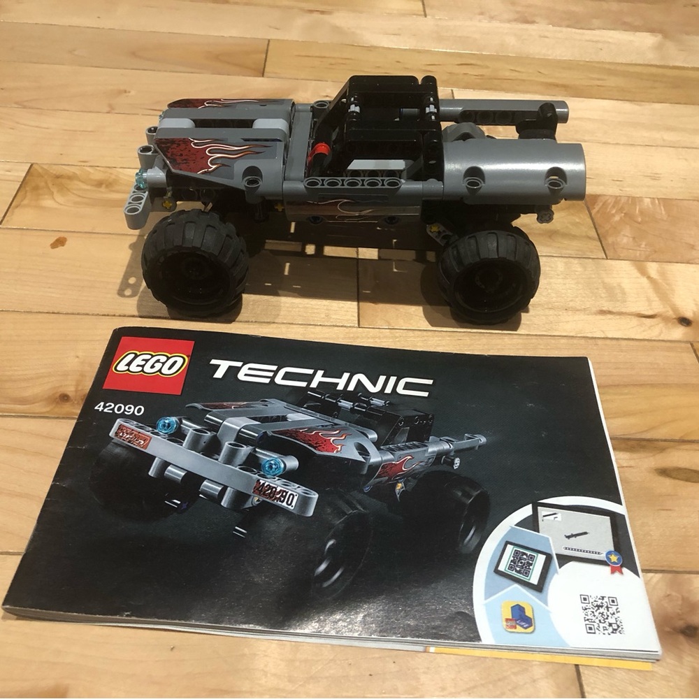 LEGO Technic Vehicle - 42090